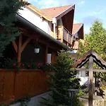 Felső Bed and breakfast 3*