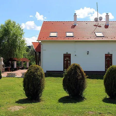 Felso Fogado Bed & Breakfast Felsőtold