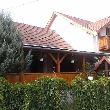 Felso Fogado Bed & Breakfast Felsőtold