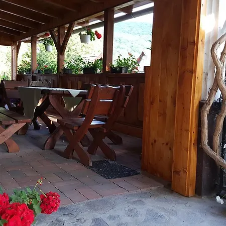 Felso Fogado Bed & Breakfast 3*